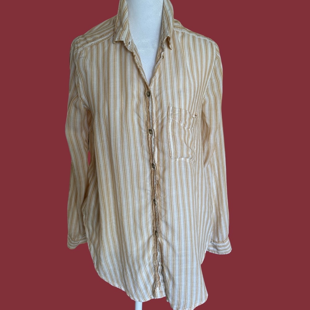 American Eagle Outfitters Striped Shirt in Beige and White Boyfriend Fit